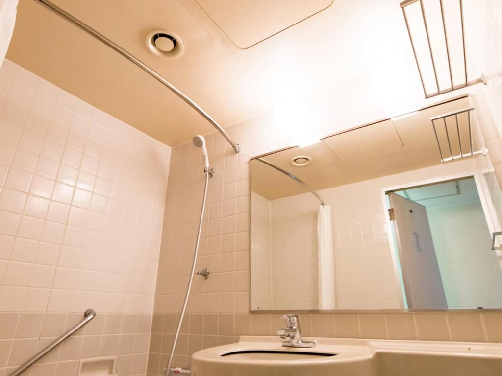 Hotel Claiton Shin-Osaka - photo 8