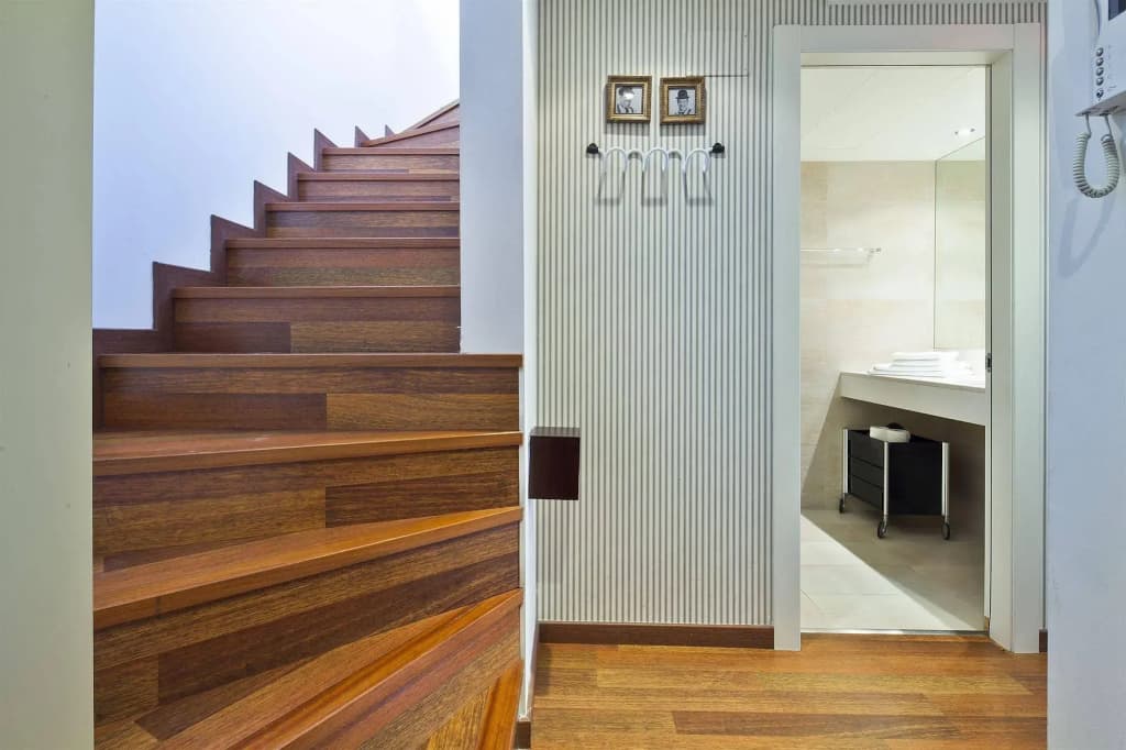 Inside Barcelona Apartments Mercat - photo 12