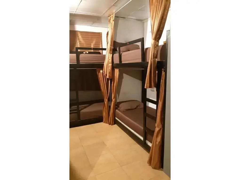 VR Hostel Khaosan - photo 5