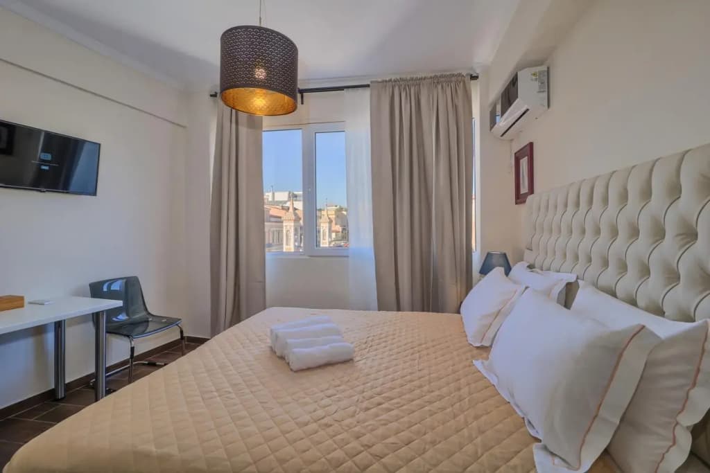 Ermou Fashion Suites #508 @ Plaka - King Size Bed - photo 3