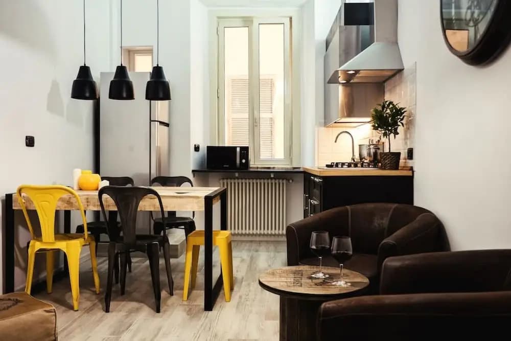 Large Flat/industrial Style/close to Termini - photo 10