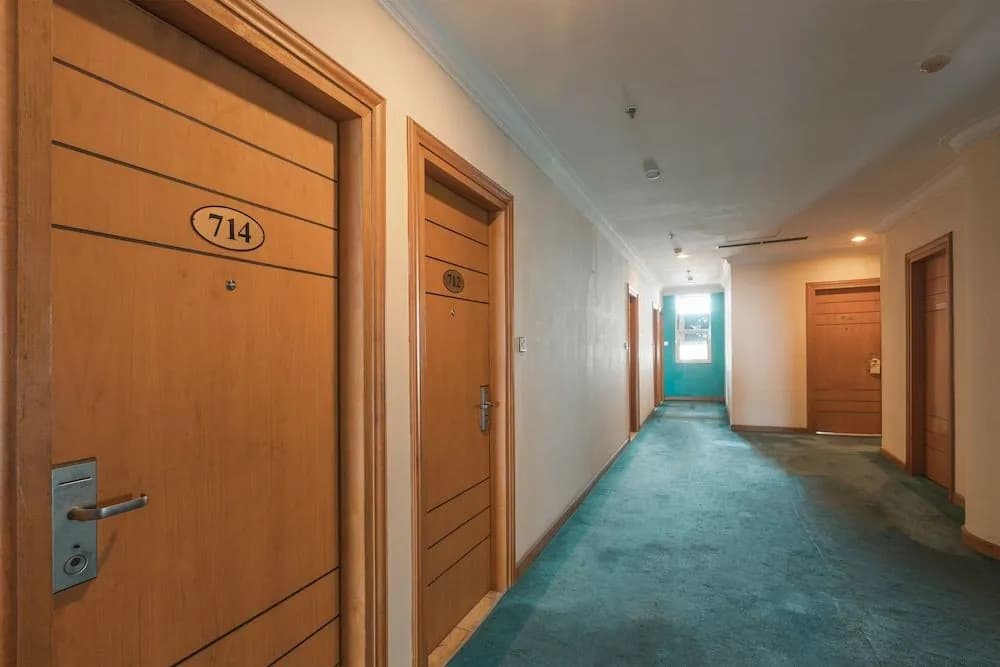 OYO 784 Hotel Bulevar - photo 10
