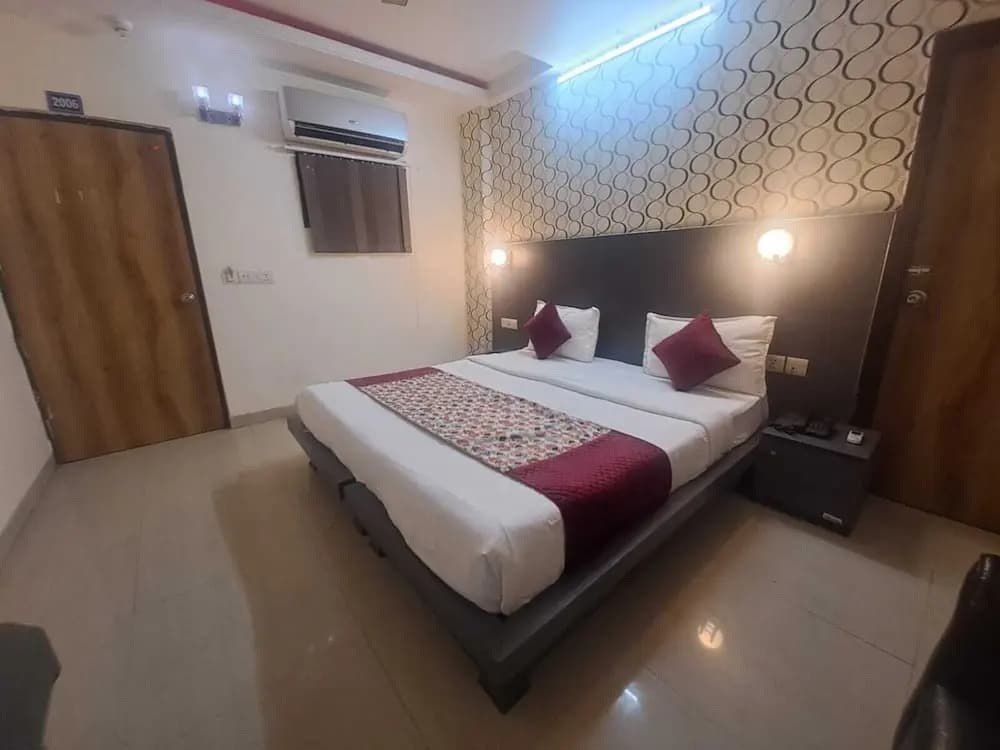 Hotel Diamond Airport - photo 6