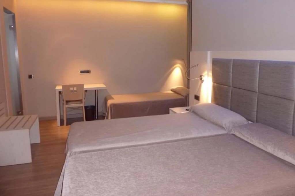 Hotel Barcelona House - photo 6