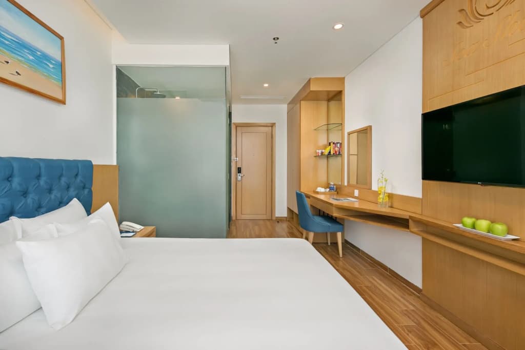 Seashore Hotel & Apartment - photo 23