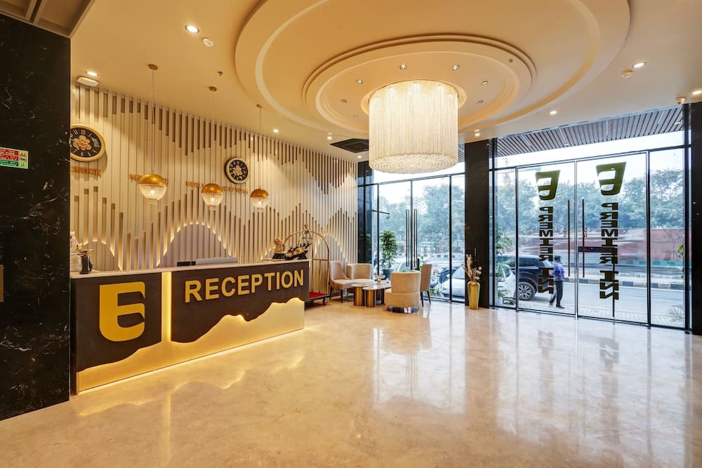 Hotel Premier Inn - photo 2