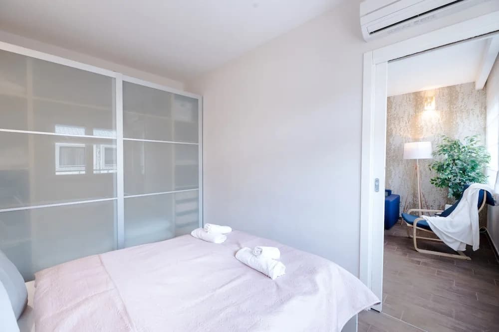 Budapest Easy Flat - Penthouse Basilica - photo 6