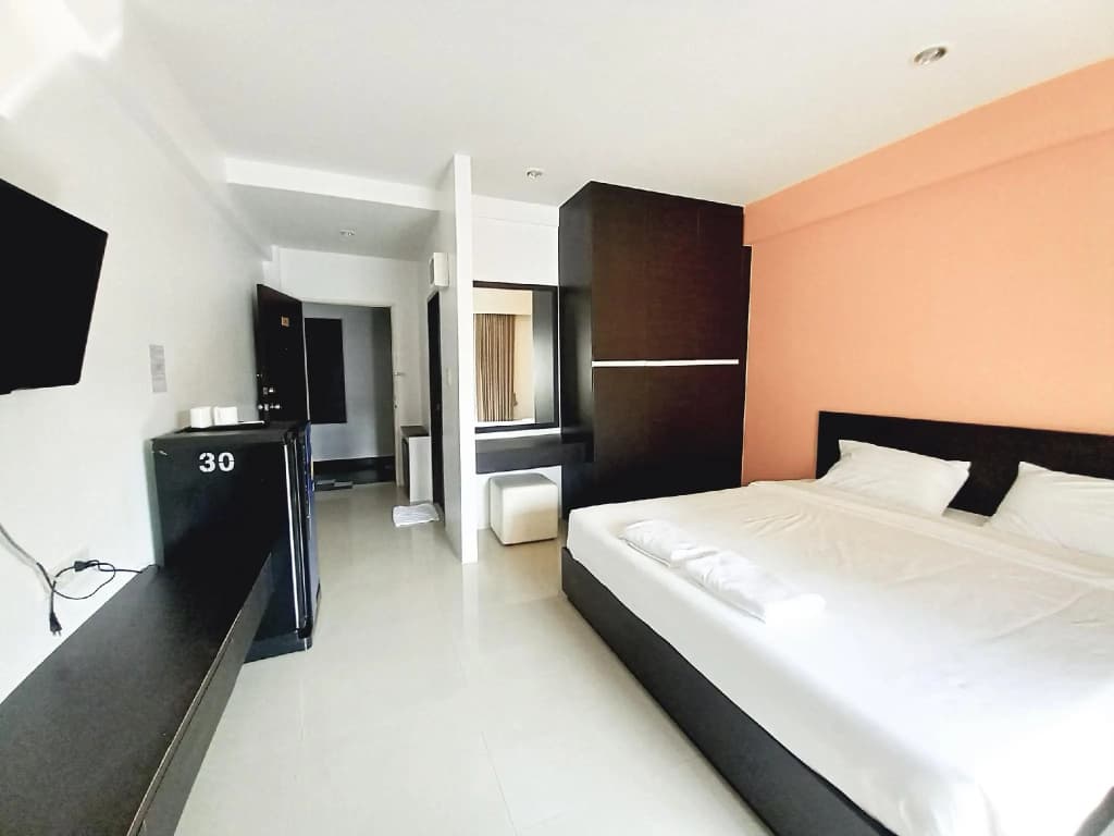 Ruan Plaisoi Apartment - photo 2