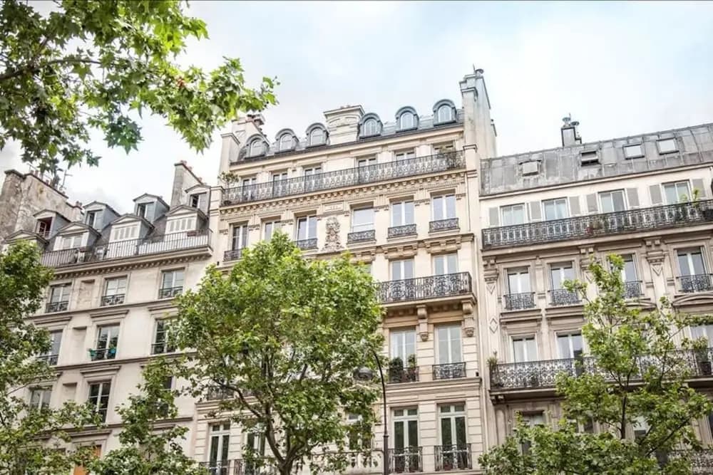 Charming Apartment With Balcony - 5 min Republique - photo 1