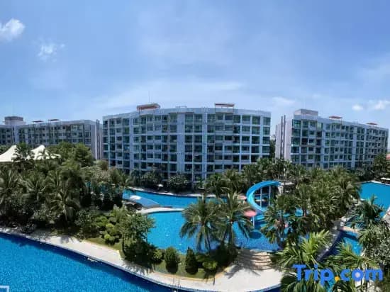 Dusit grand park Jomtien - Pool view apartment in pattaya - photo 1
