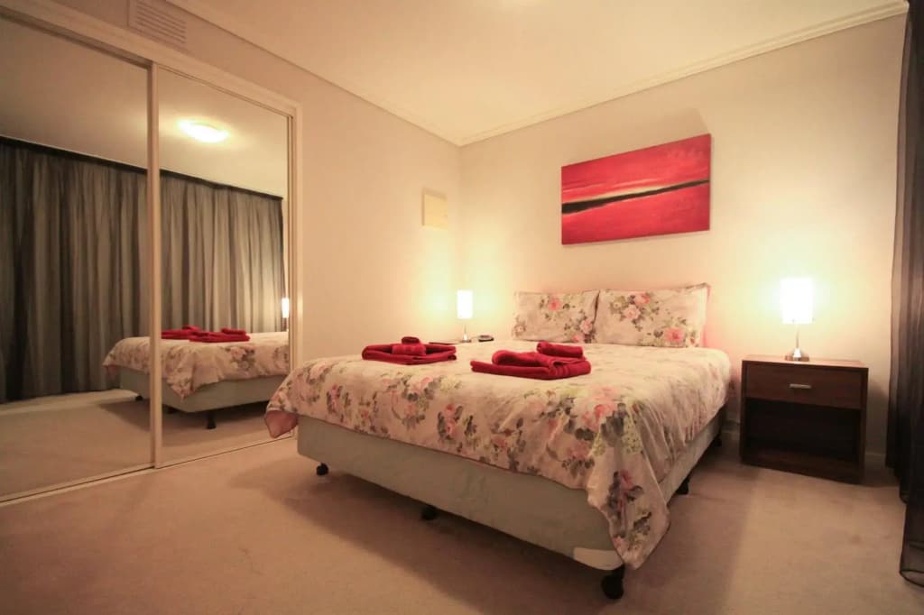 Amazing City Apartment - photo 4