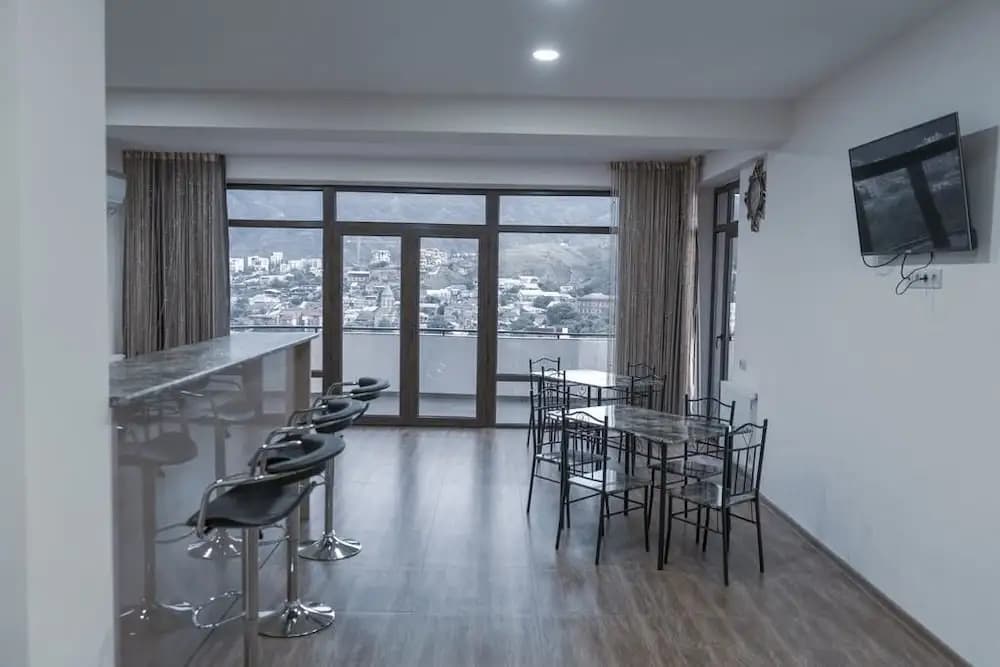 Avlabari Terrace Rooms - photo 6