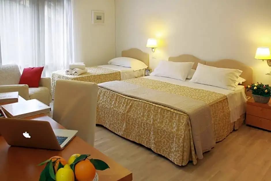 La Residenza - photo 1