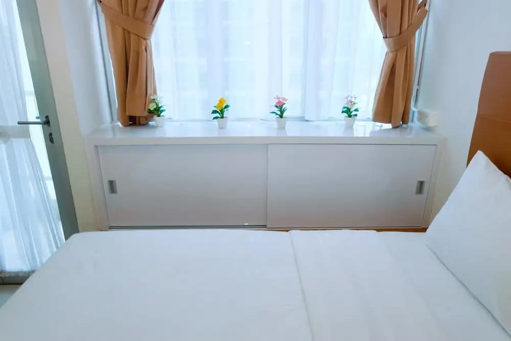 Exquisite Studio Room Capitol Park Residence - photo 5