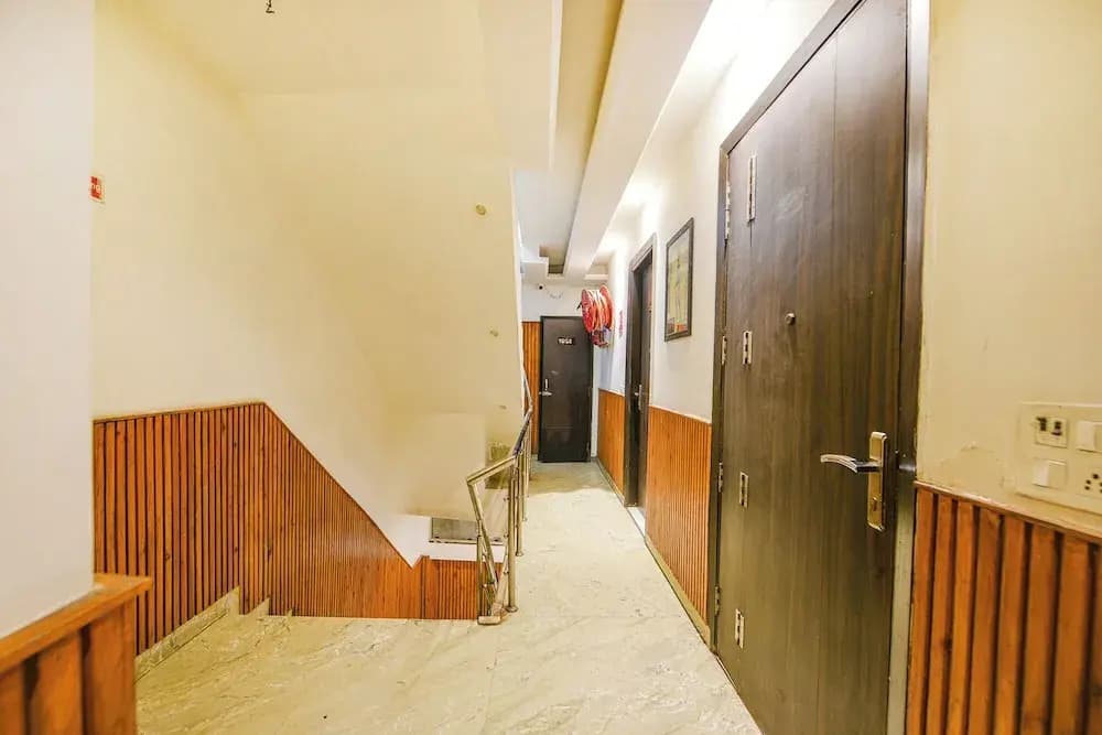 Fabhotel Shri Sai Dx - photo 11