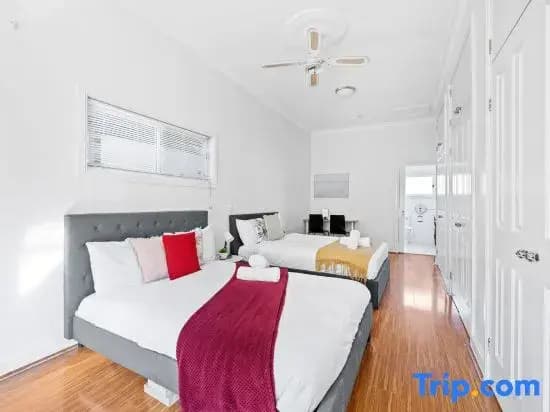 Comfortable Room in Lidcombe – Steps to Train Station - photo 2