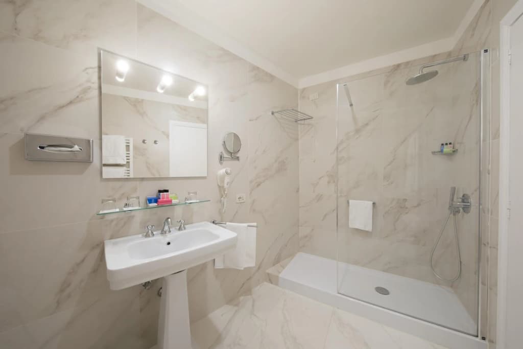 Hotel Quirinale - photo 50