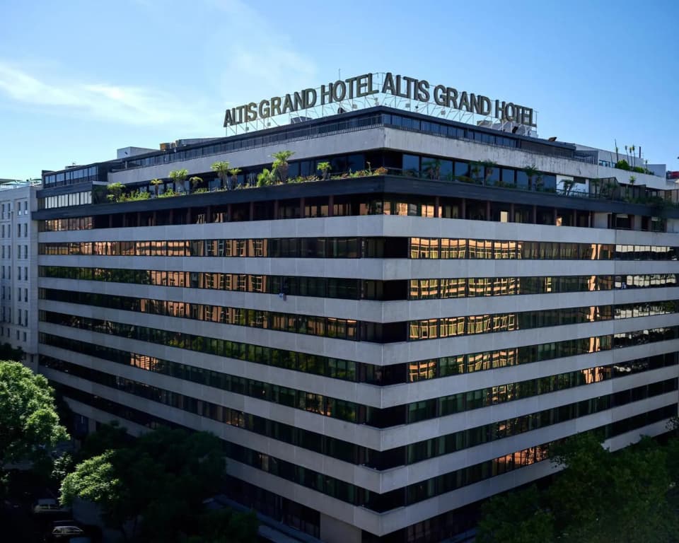 Altis Grand Hotel - photo 1