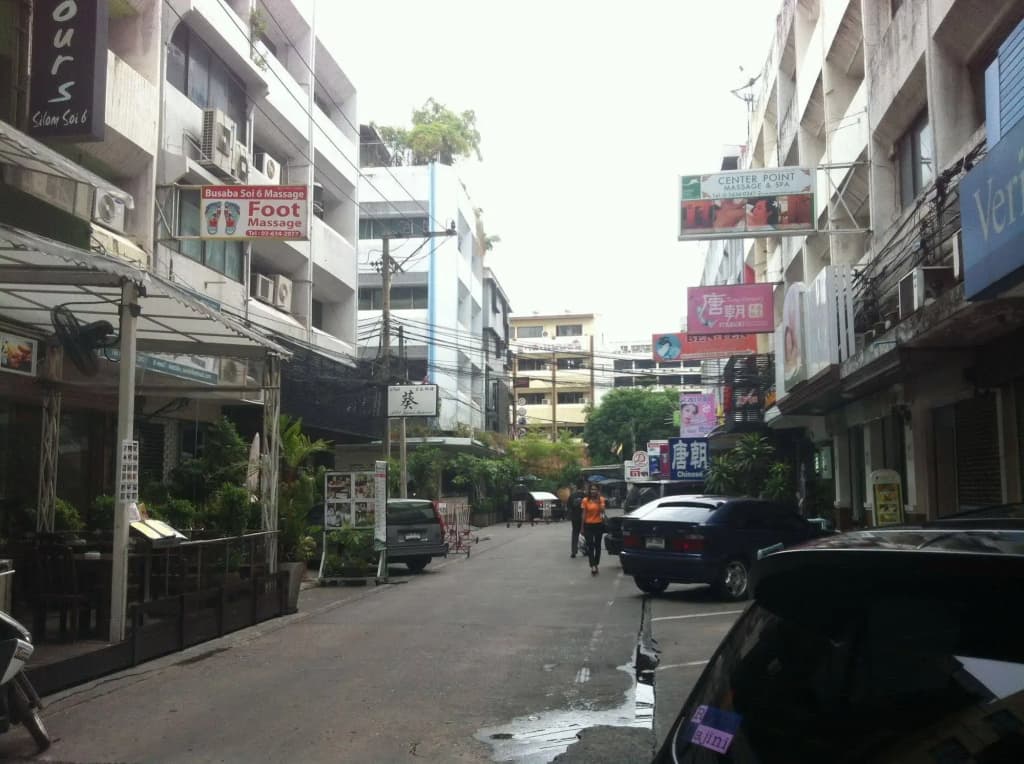 Smile Society Boutique Hostel - photo 12