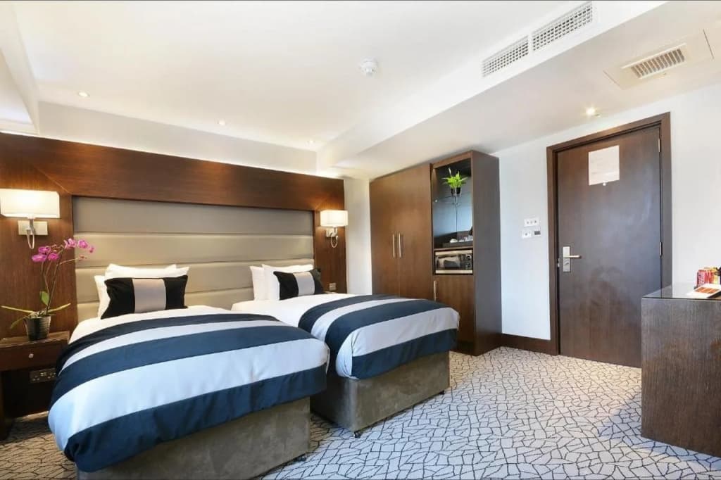 Paddington Court Executive Rooms - photo 3
