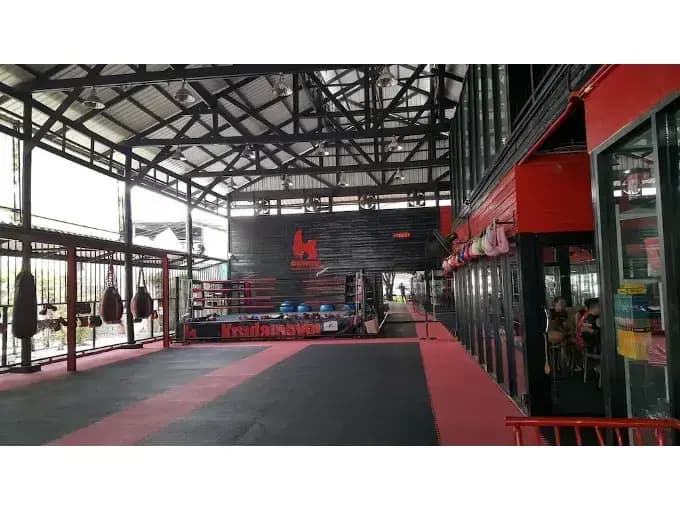 KruDam Gym Hostel - photo 16