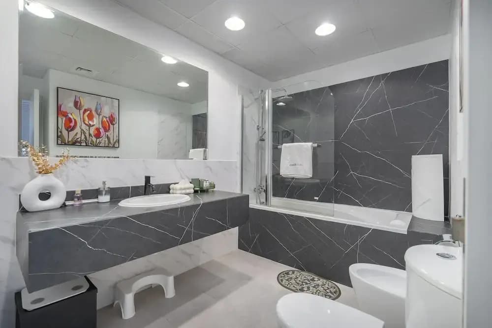 New Listing | JBR Beach Gem | Czechin | 1BD - photo 32