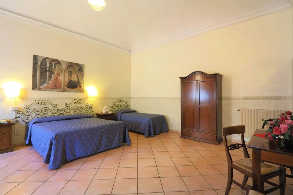 Hotel Bavaria - photo 2