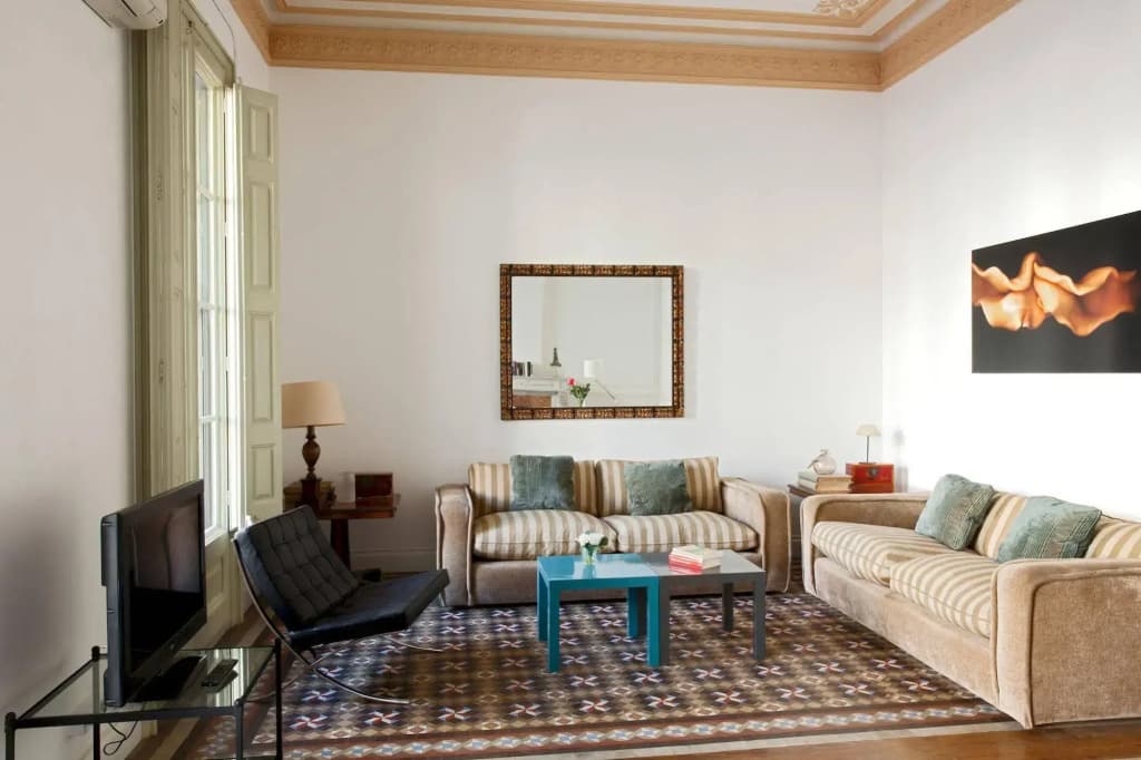 My Address in Barcelona - photo 4