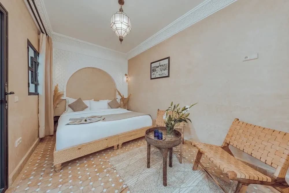 Riad Valentine - photo 4