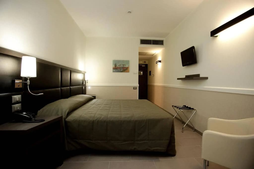 Hotel Artis - photo 22