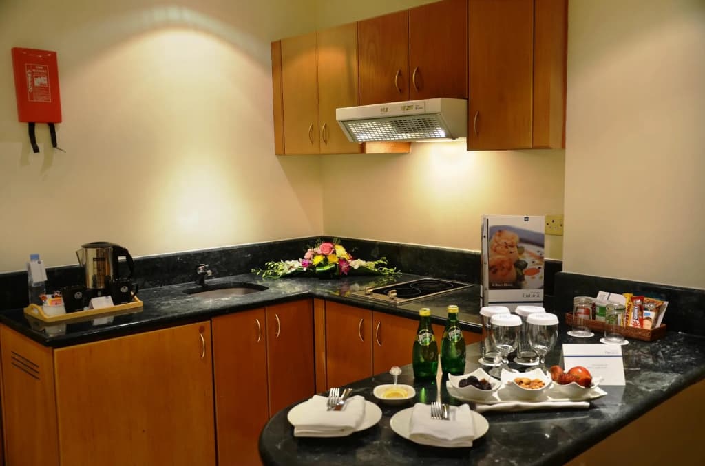 Swiss Belhotel Sharjah - photo 9