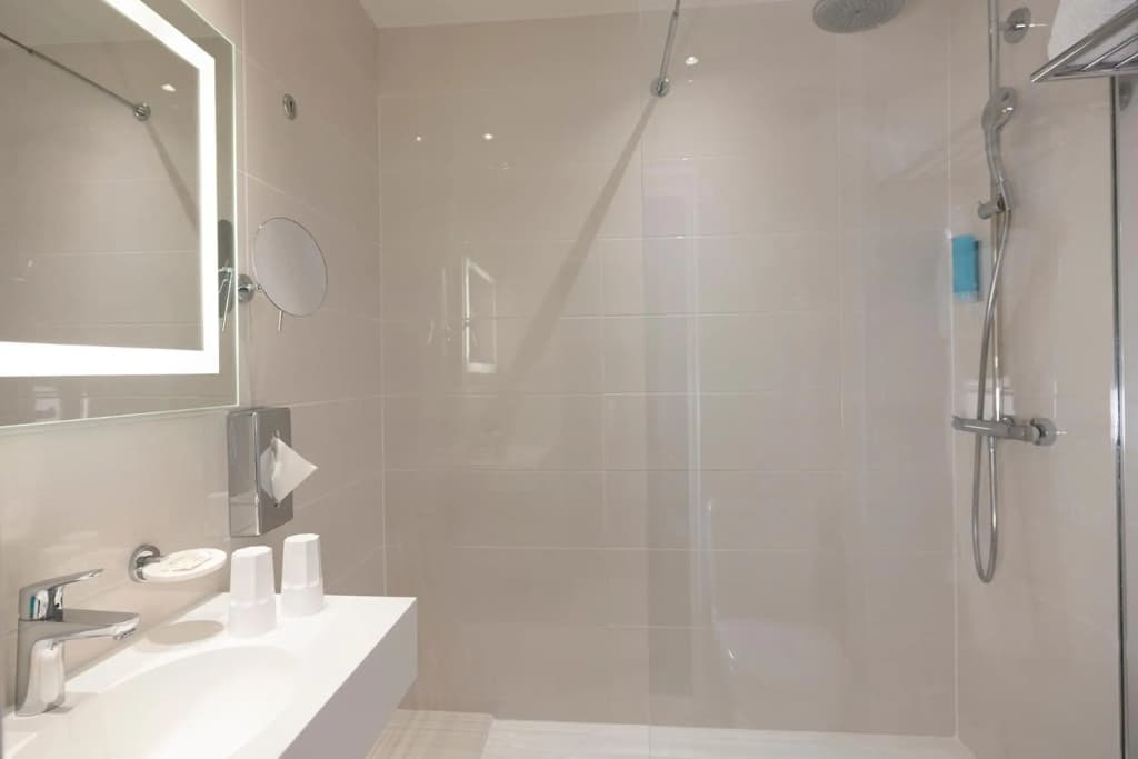 Hotel 64 Nice - photo 8