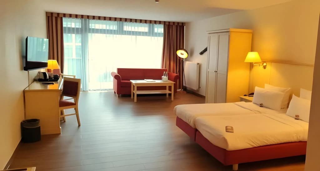 Hotel Chateau Kurfürstendamm - photo 33