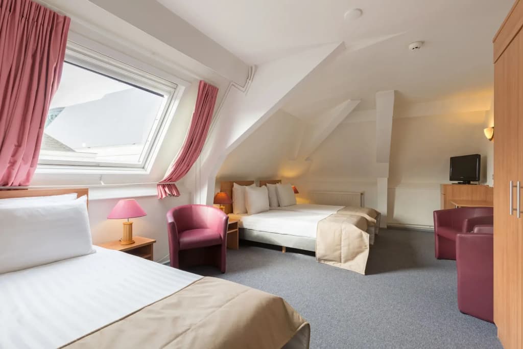 Rho Hotel - photo 4