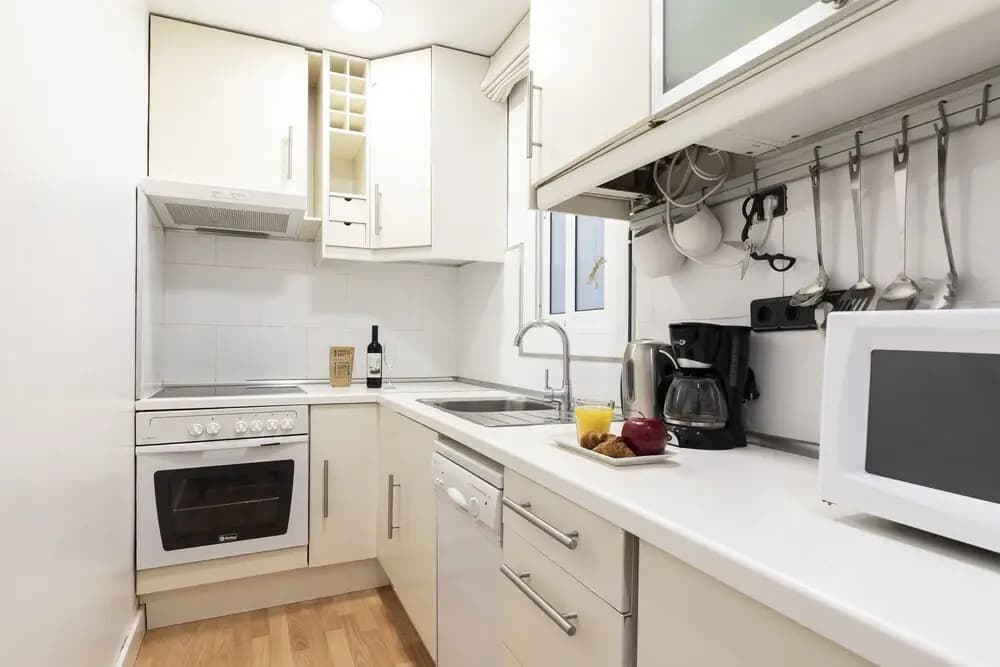 Ab Berlin Les Corts Apartment - photo 17