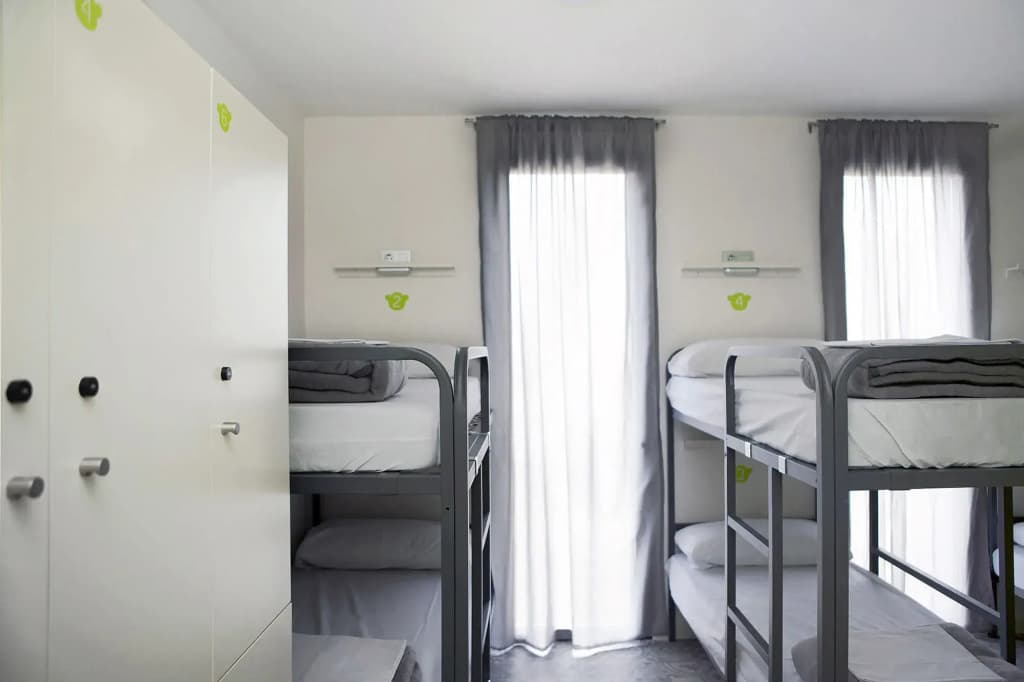 Meeting Point Hostels - photo 5