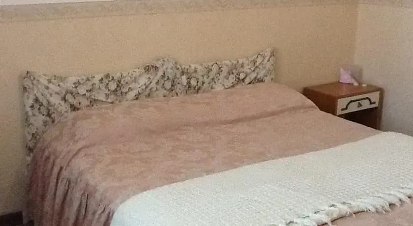 Rooms For Friends - photo 1