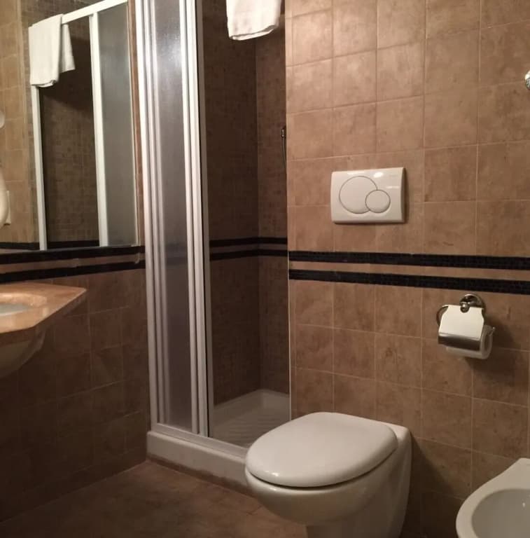 Champagne Palace Hotel - photo 18