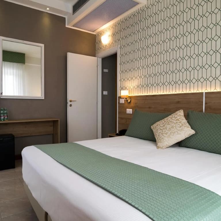 Hotel Pacific Roma - photo 40