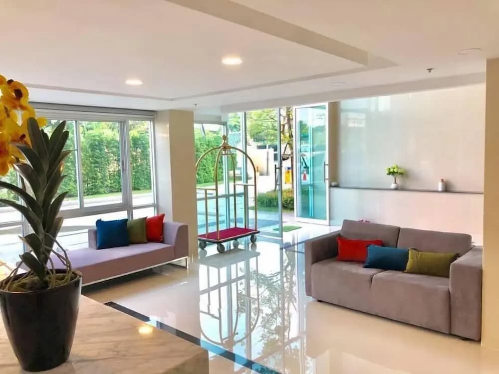 The Lux Ladpraw 10 - photo 10