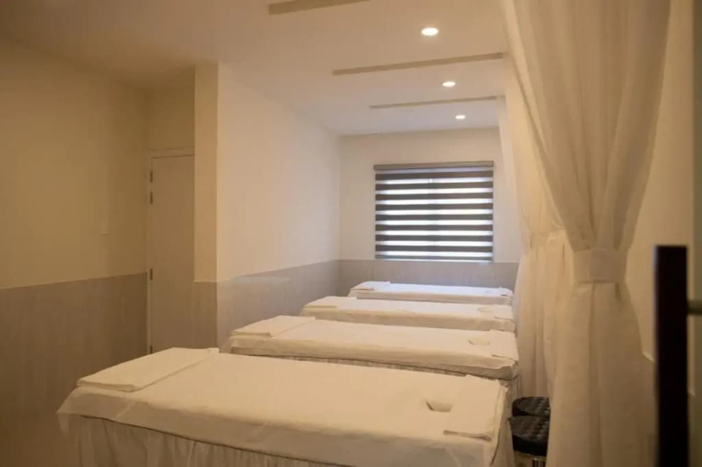 Ruby Hotel - photo 36