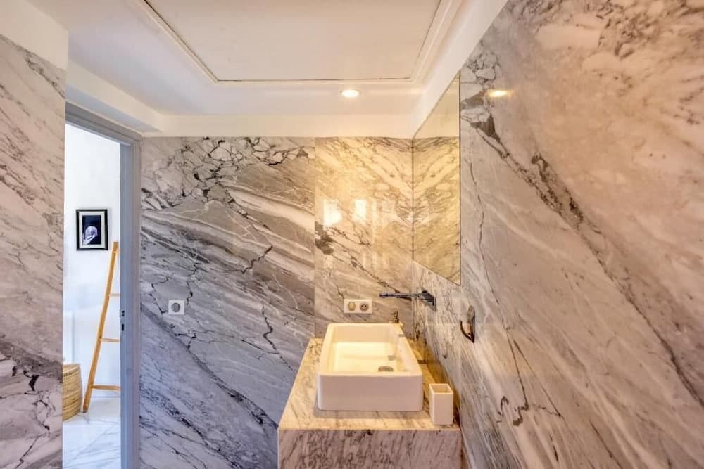 Hivernage Luxury 2BR  Parking - photo 11