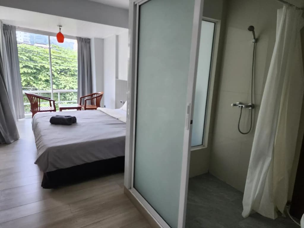B & B Patong Beach House - photo 2