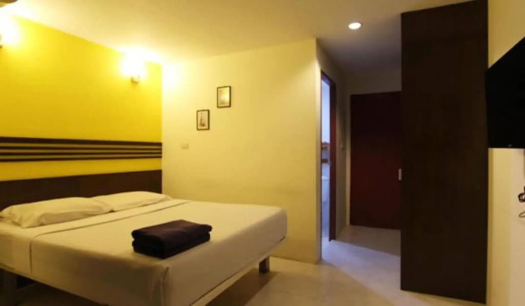 18 Coins Budget Hotel - photo 7