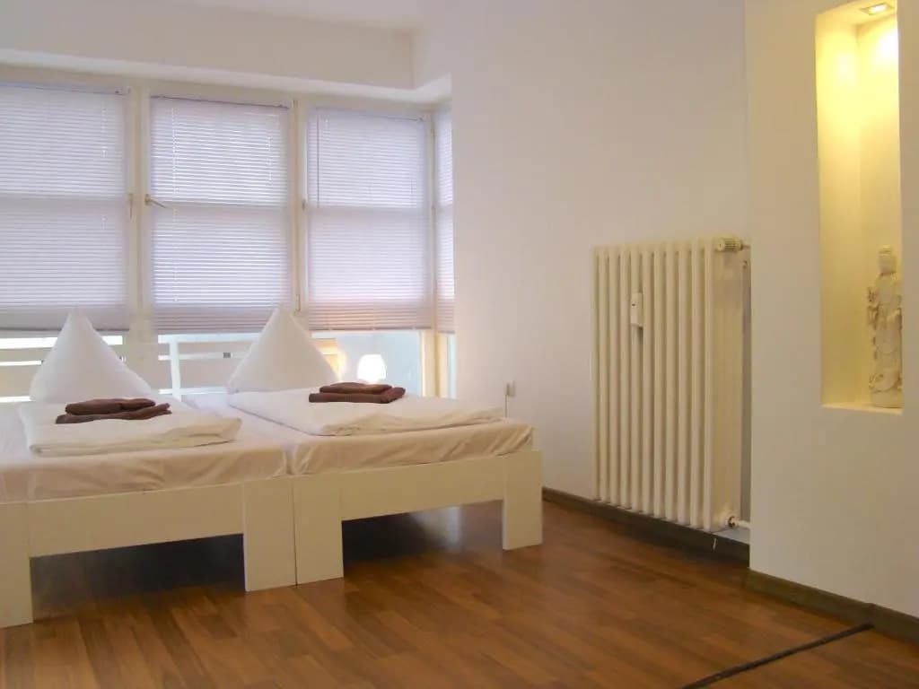 Apartments near Kurfürstendamm - photo 11
