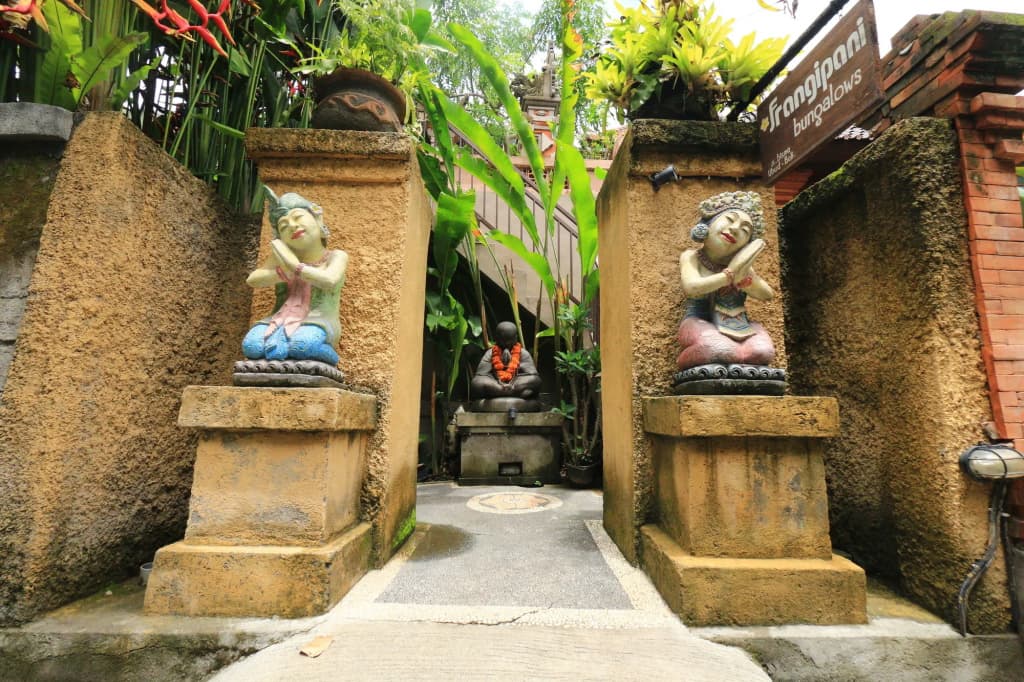 Frangipani Bungalow - main photo