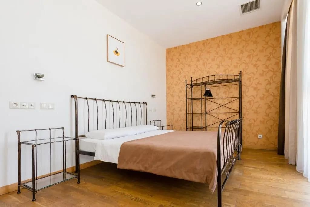 Tbilisi Apartment - photo 6