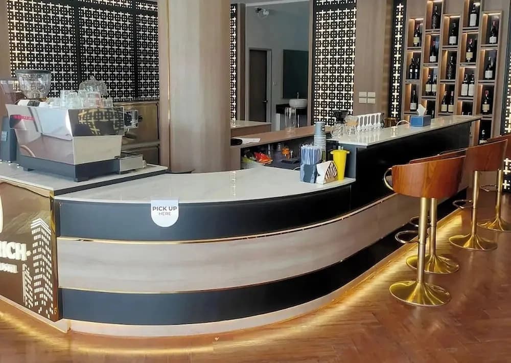 The Rich Cafe & Hostel - photo 15
