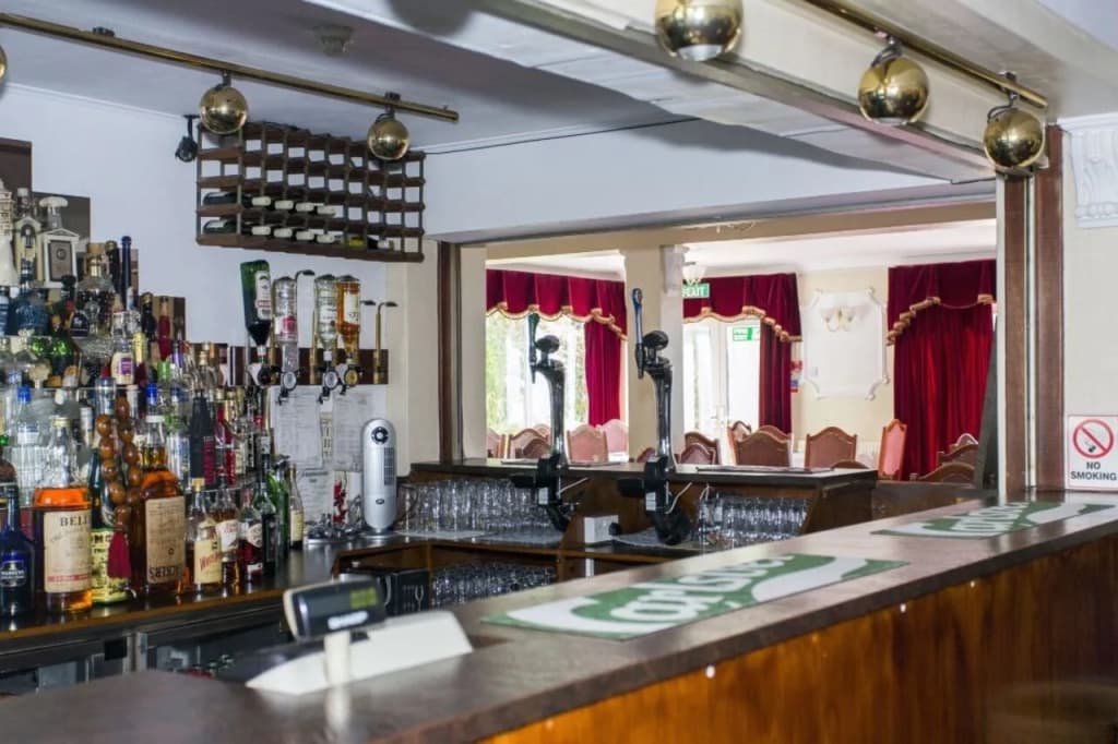 Ridgeway Hotel - photo 12