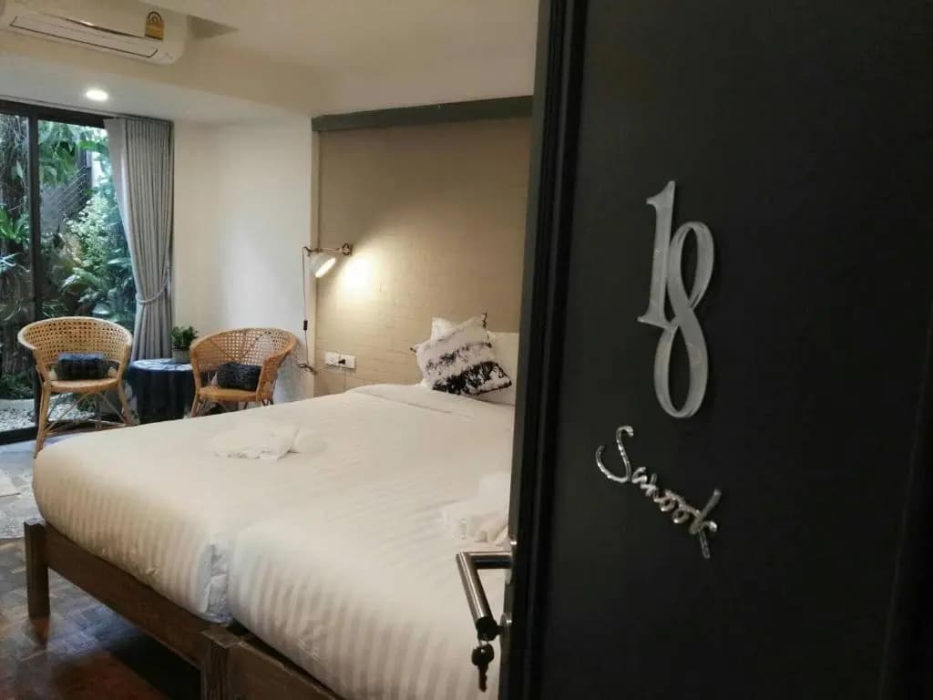 18 In Town Homestay - photo 2